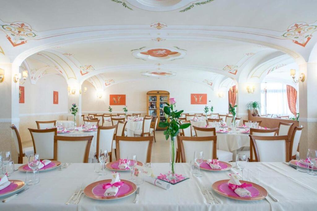 Hotel San Francesco 马奥莱 外观 照片